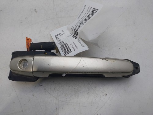 6921112220b6 front outer door - front,
